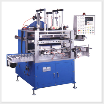 Fully Automatic Heat Sealing Machine For Automotive Battery